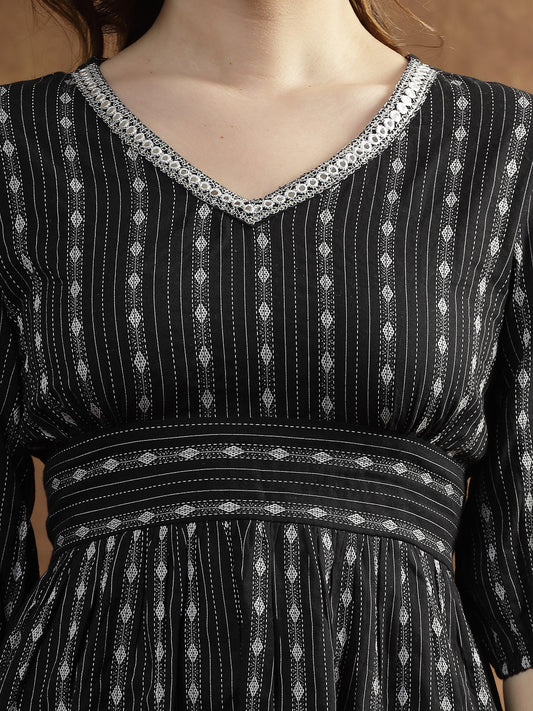 Stylum Women's Woven Design Cotton Co-Ord Set (CSRAMYABLACK)