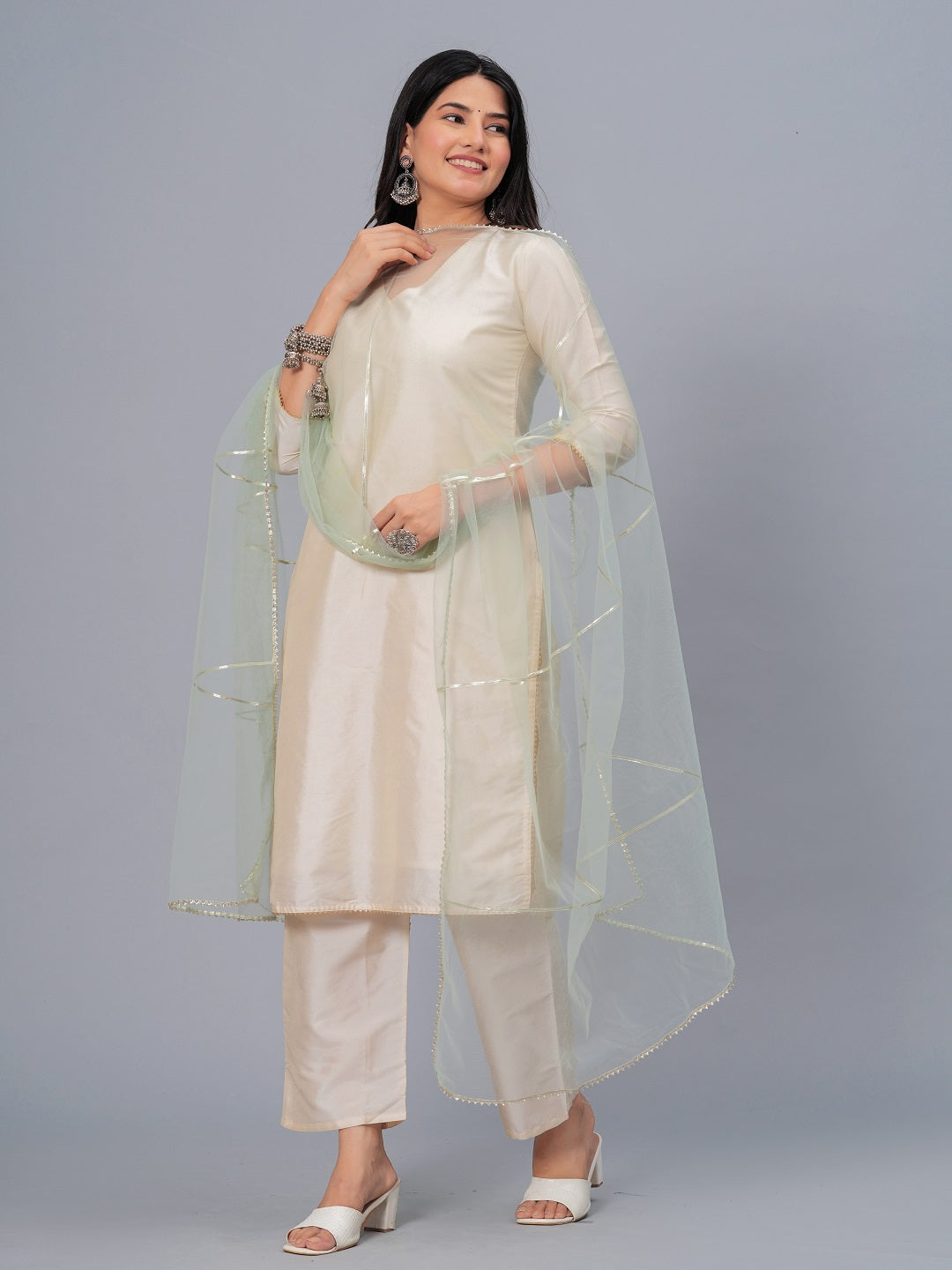 Stylum Women's Solid & Embellished Net Dupatta (DUPGREENMOGRA)
