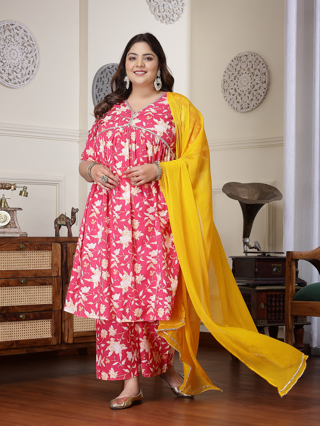 Plus Size Women's Floral Printed Cotton Pleated Kurta Palazzo Dupatta Set (KPDPINKZAYLAPLUS)