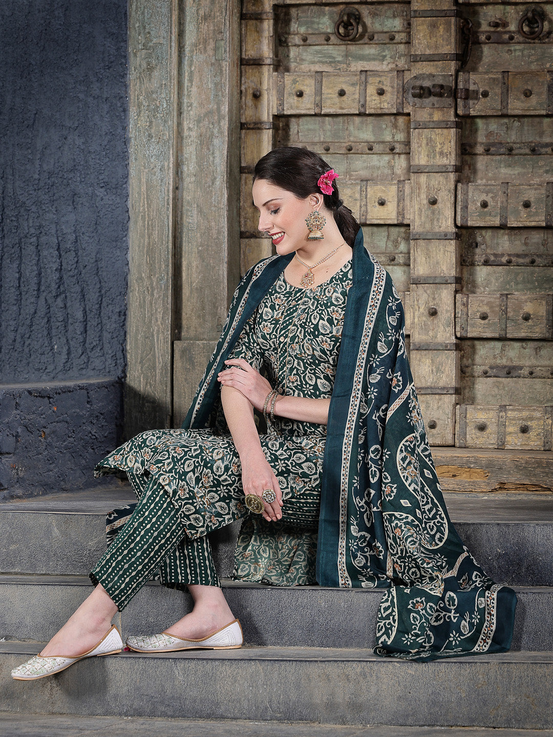 Stylum Women's Floral Printed Cotton Blend Straight Kurta Pant Dupatta Set (KPDTIGERGREEN)