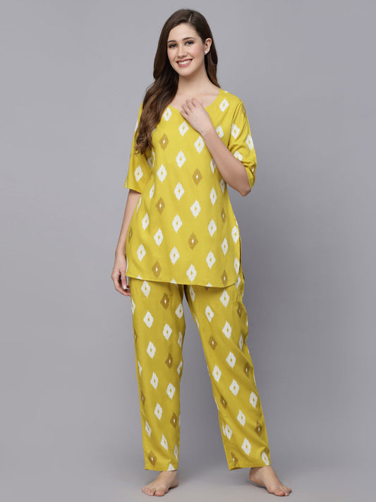 Stylum Women's Ikat Print Rayon Night Suit Set (NISTARROW)