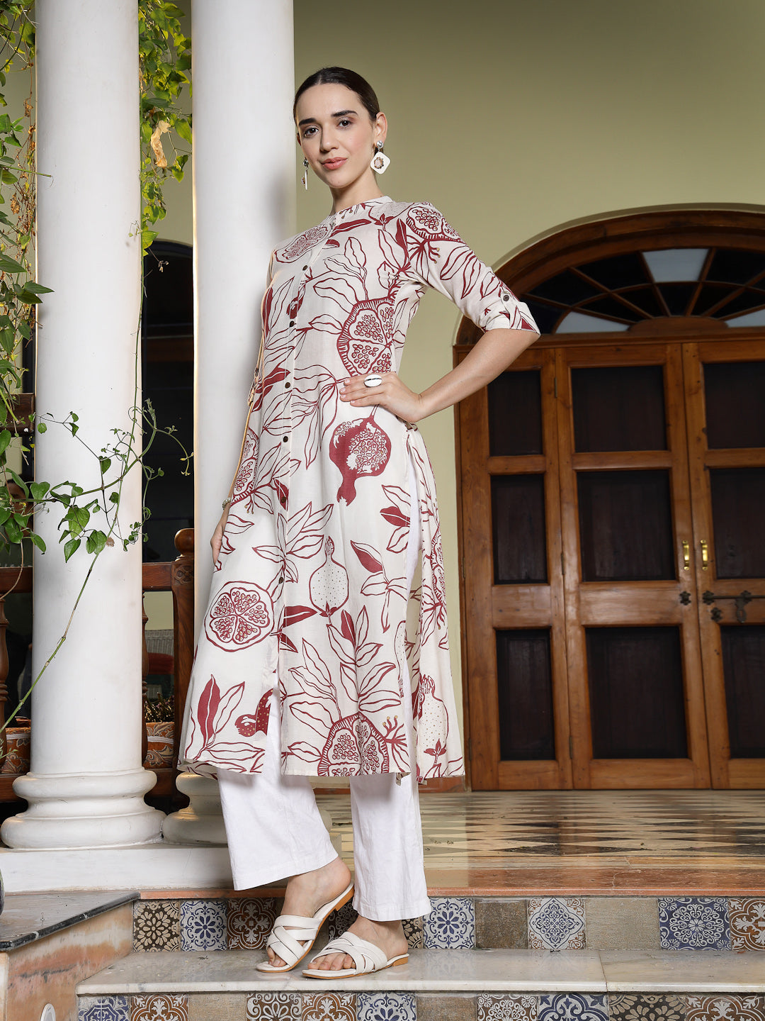 Stylum Women's Red Botanical Printed Rayon A-Line Kurta (REDRALLY)
