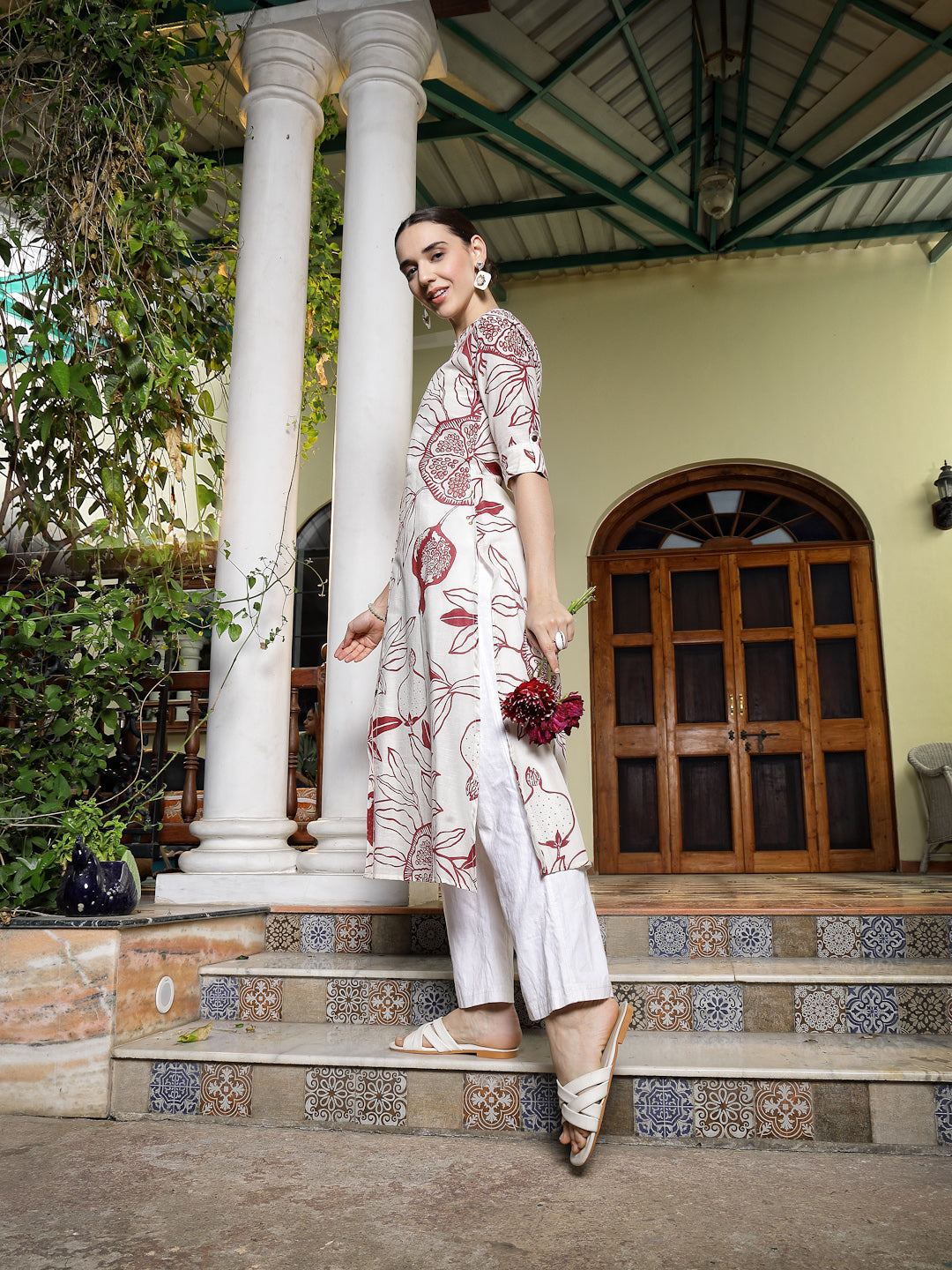 Stylum Women's Red Botanical Printed Rayon A-Line Kurta (REDRALLY)