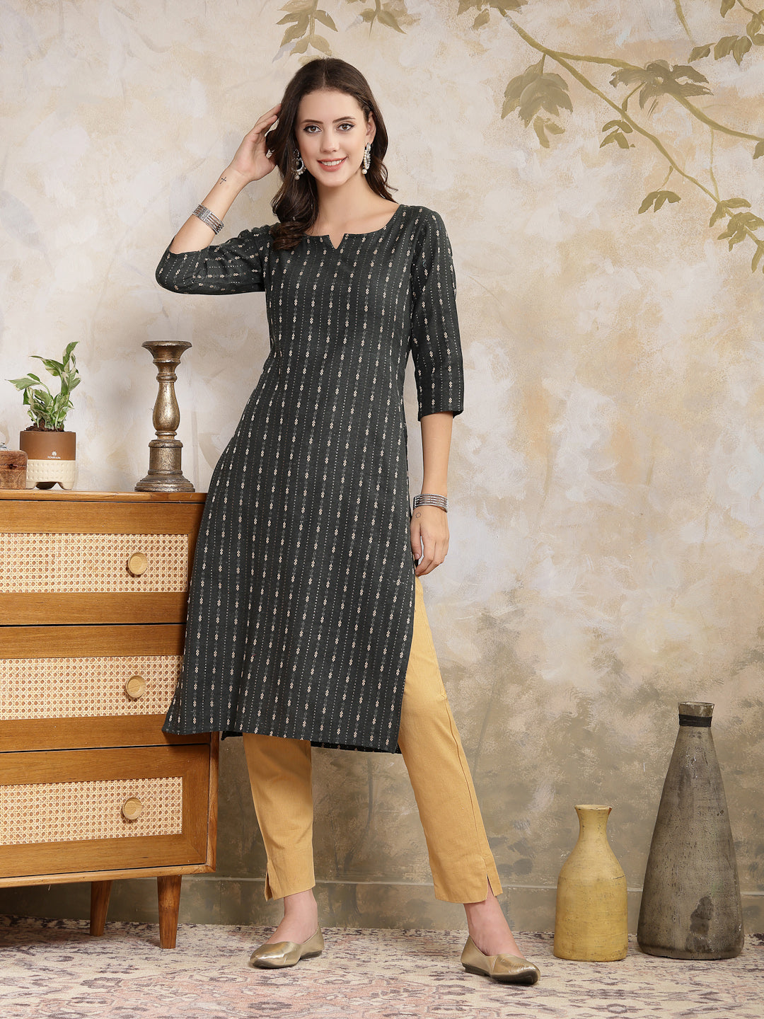 Stylum Women's Self Designed Cotton Blend Straight Kurta (SLICE)