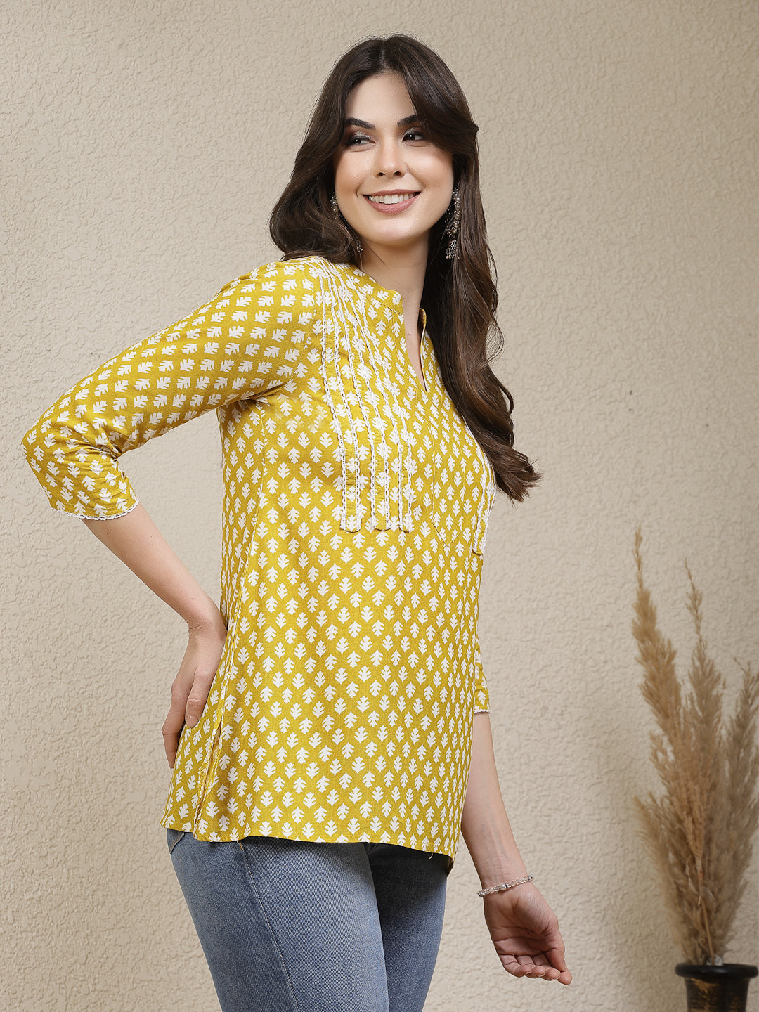 Women's Ethnic Motif Printed Rayon Empire Top (TOPCORNKAJOL)