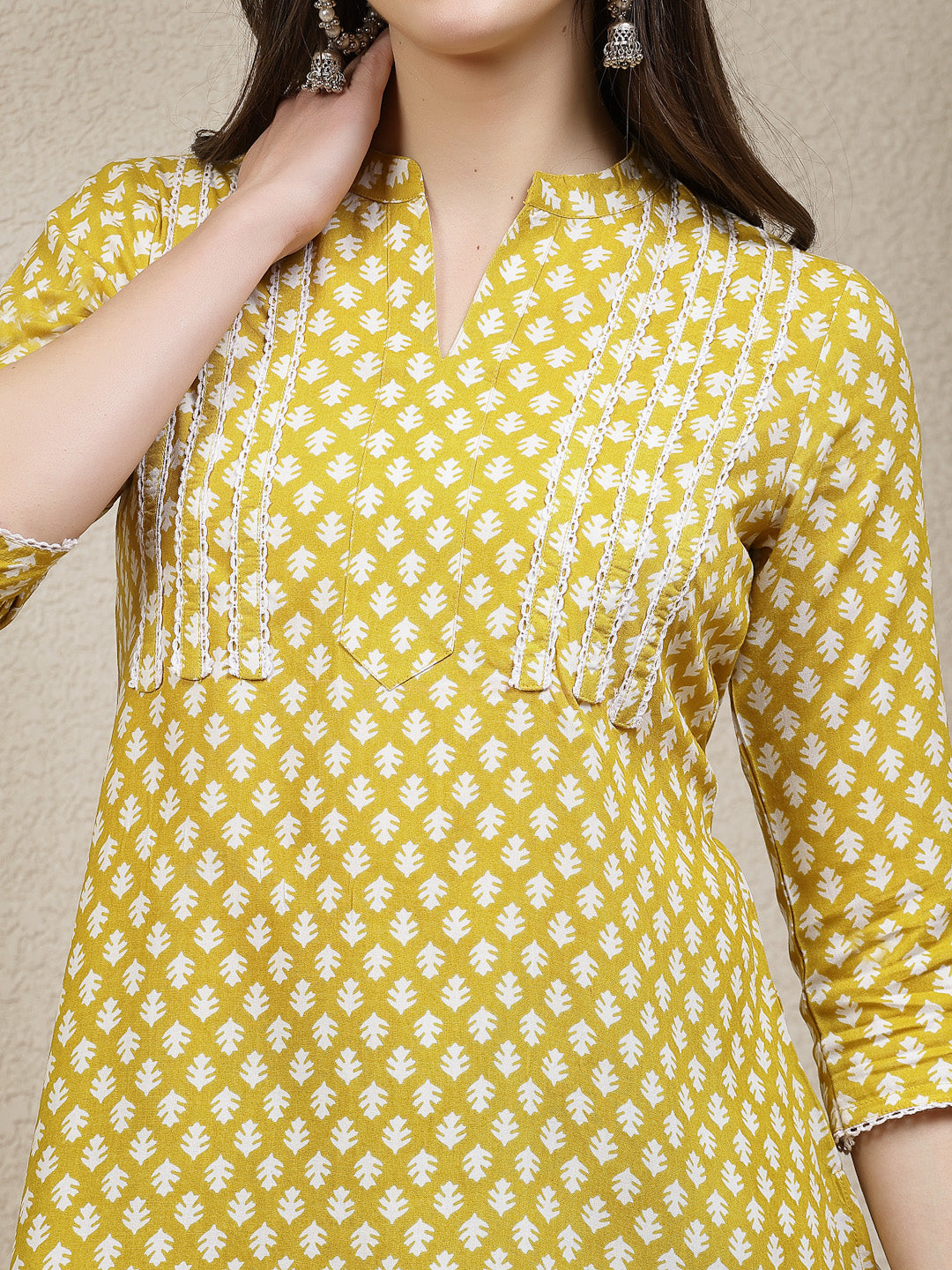 Women's Ethnic Motif Printed Rayon Empire Top (TOPCORNKAJOL)