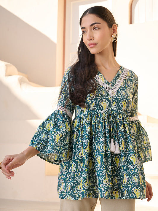 Stylum Women's Green Paisley Printed Cotton Empire Top (TOPGREENAPRIL)
