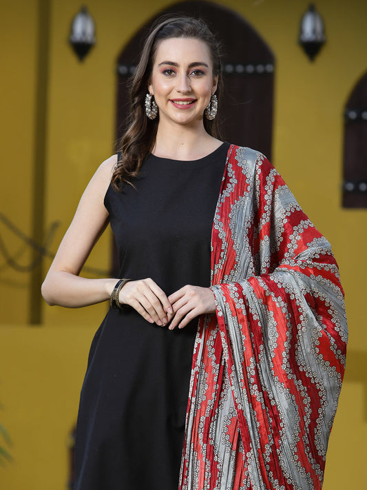 Cotton Blend Straight Kurta Pant Dupatta Set