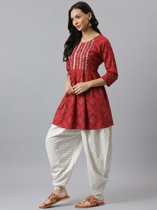 Stylum Women's Bandhani Print Rayon Pleated Kurta Dhoti Pant Set (Kdaarimaroon)