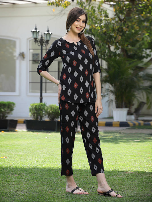 Ikat Print Cotton Plus Size Night Suit Set