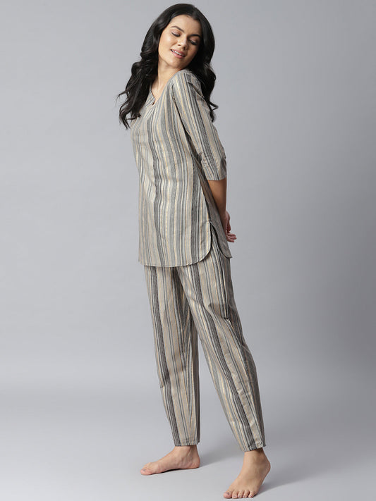 StylumàWomen's Gold Striped Printed Night Suit Set (NIST0018)