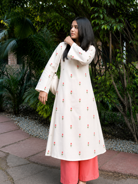 Women Floral Printed Kurta & Coral Palazzo Set (KPCREAMHEAT)