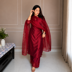 Stylum Women's Embroidered Kurta Set with Sheer Lace Dupatta