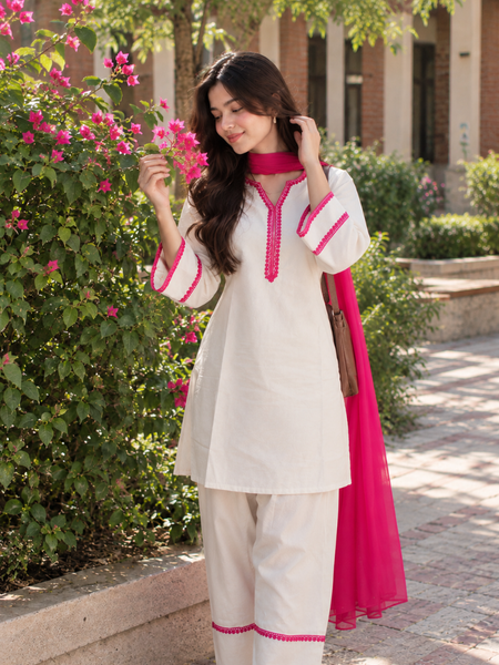 Off-White Cotton Blend Kurta Salwar Set with Hot Pink Chiffon Dupatta (KSDCREAMSWITCH)