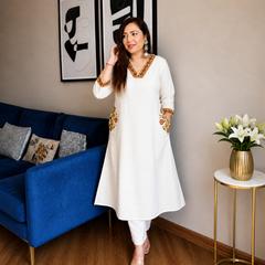 STYLUM WOMEN ELEGANT ETHNIC CHARM IN IVORY KURTA
