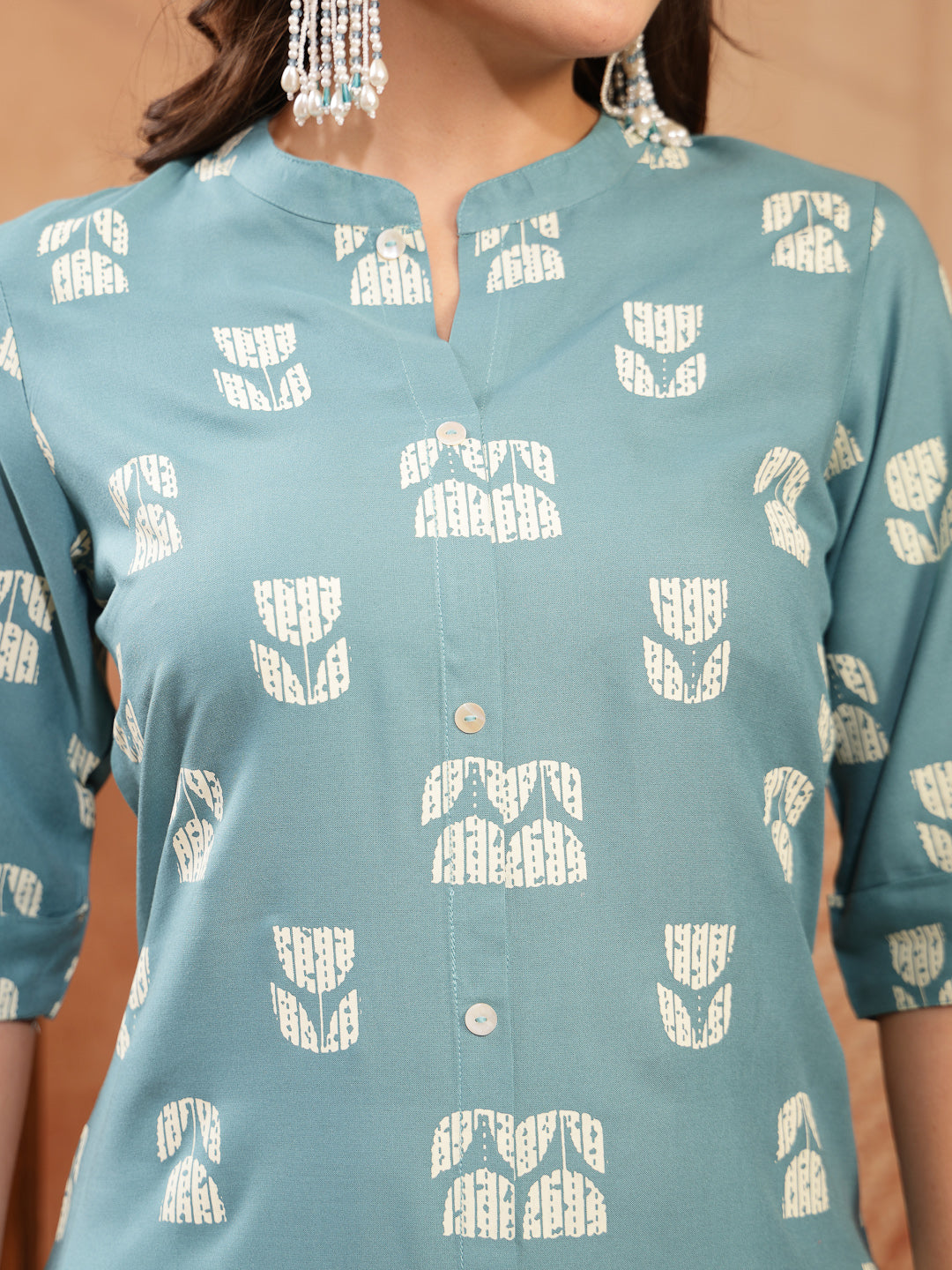 Stylum Women's Aqua Floral Printed Rayon A-Line Kurta (AQUACRAFT)