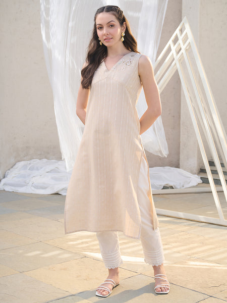 Stylum Women's Beige Solid & Embroidered Cotton Blend Straight Kurta (BEIGENIMO)