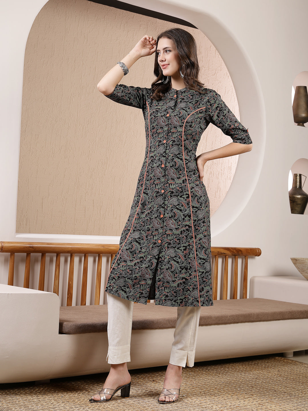 Stylum Women's Black Paisley Printed Rayon A-Line Kurta (BLACKBARFI)