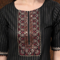 Stylum Women's Black Woven Design & Embroidered Lurex Cotton Straight Kurta (BLACKCHAO)