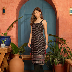 Stylum Women's Black Ethnic Motif Printed Rayon Straight Kurta (BLACKRATAN)