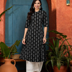 Stylum Women's Black Ethnic Printed Rayon A-Line Kurta (BLACKREET)