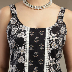 Stylum Women's Black Floral Printed Cotton Straight Kurta (BLACKSTRAP)