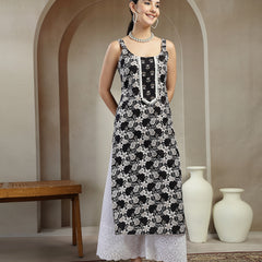 Stylum Women's Black Floral Printed Cotton Straight Kurta (BLACKSTRAP)