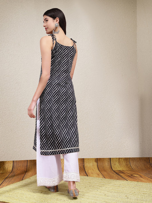 Stylum Women's Lehariya Printed Cotton Sleeveless Kurta (BLACKSURMA)