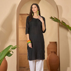 Stylum Women's Black Solid Rayon Straight Kurta (BLACKUDUPI)