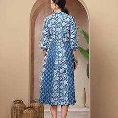 Stylum Women's Blue Floral Printed Cotton  Flared Kurta (BLUEDUKE)