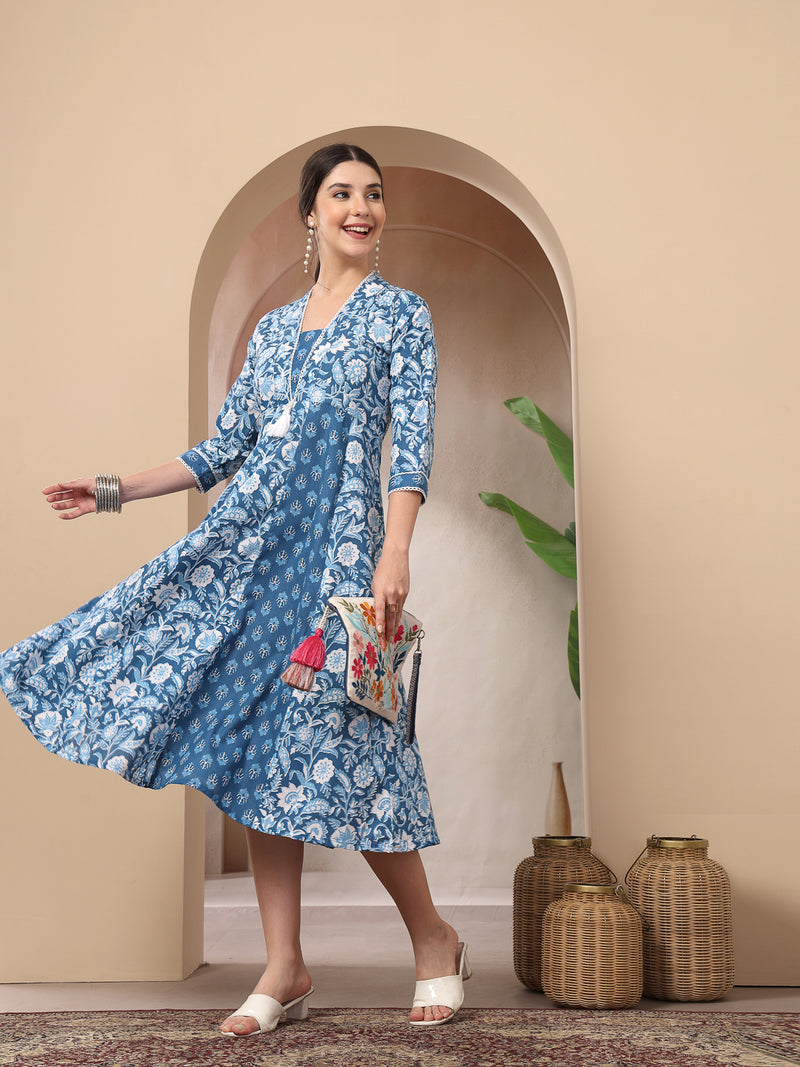 Stylum Women's Blue Floral Printed Cotton  Flared Kurta (BLUEDUKE)