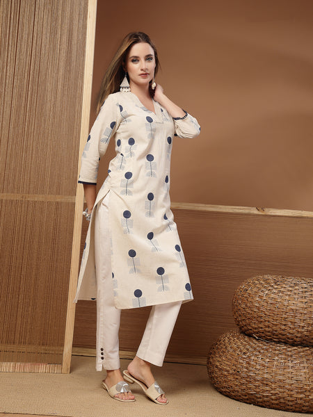 Stylum Women's Blue Geomatric Printed Cotton Straight Kurta (BLUEFLYING)