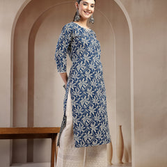 Stylum Women's Blue Floral Printed Cotton Straight Kurta (BLUEMANDU)