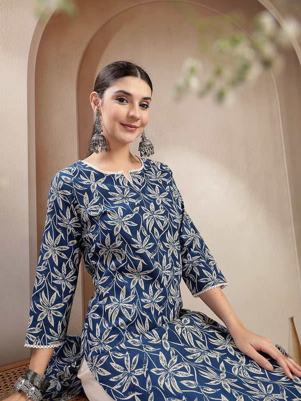 Stylum Women's Blue Floral Printed Cotton Straight Kurta (BLUEMANDU)