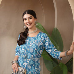 Stylum Women's Blue Floral Printed Cotton Straight Kurta (BLUEMIHI)