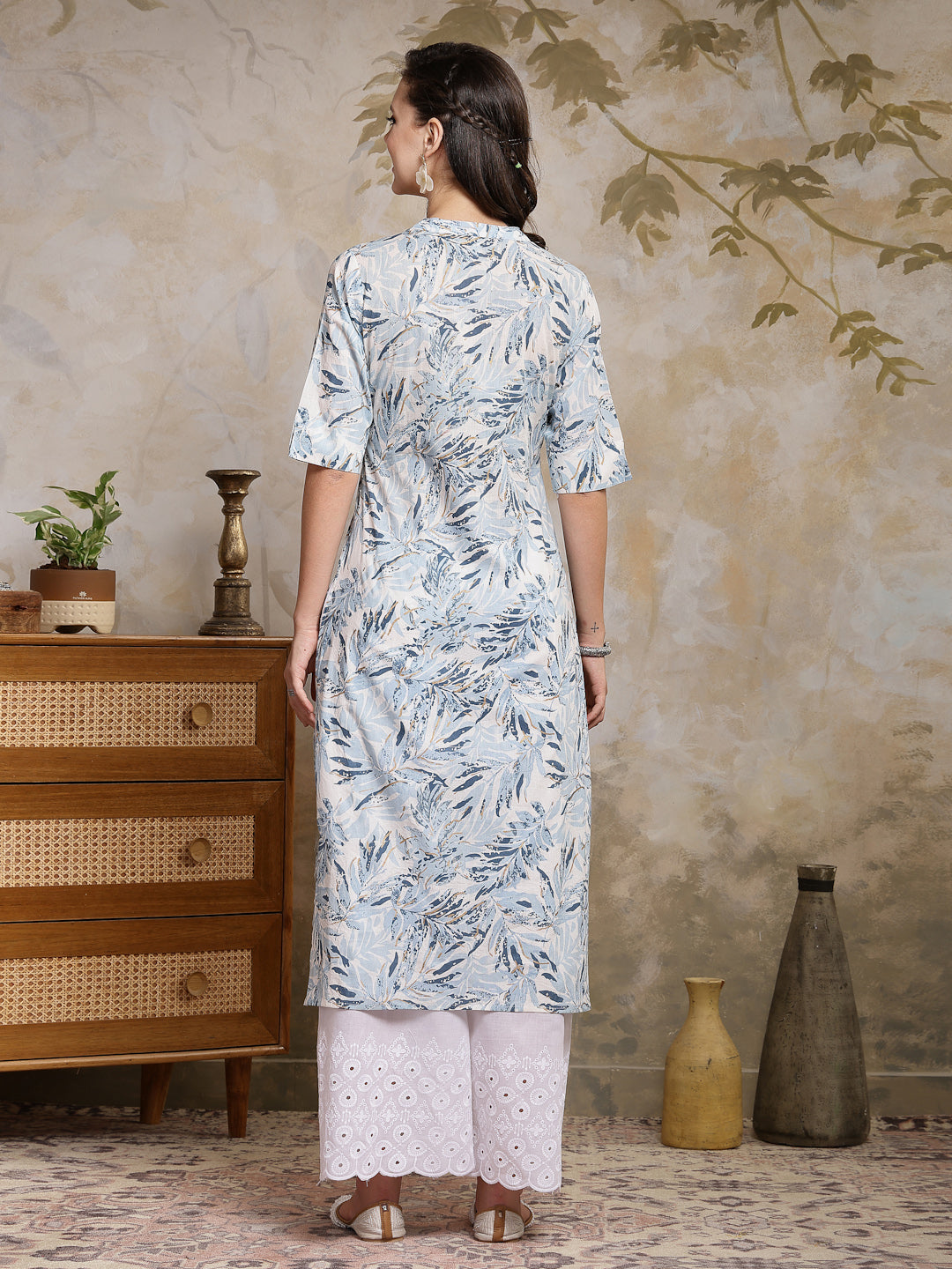 Stylum Women's Blue Botanical Printed Cotton Straight Kurta (BLUEPALM)