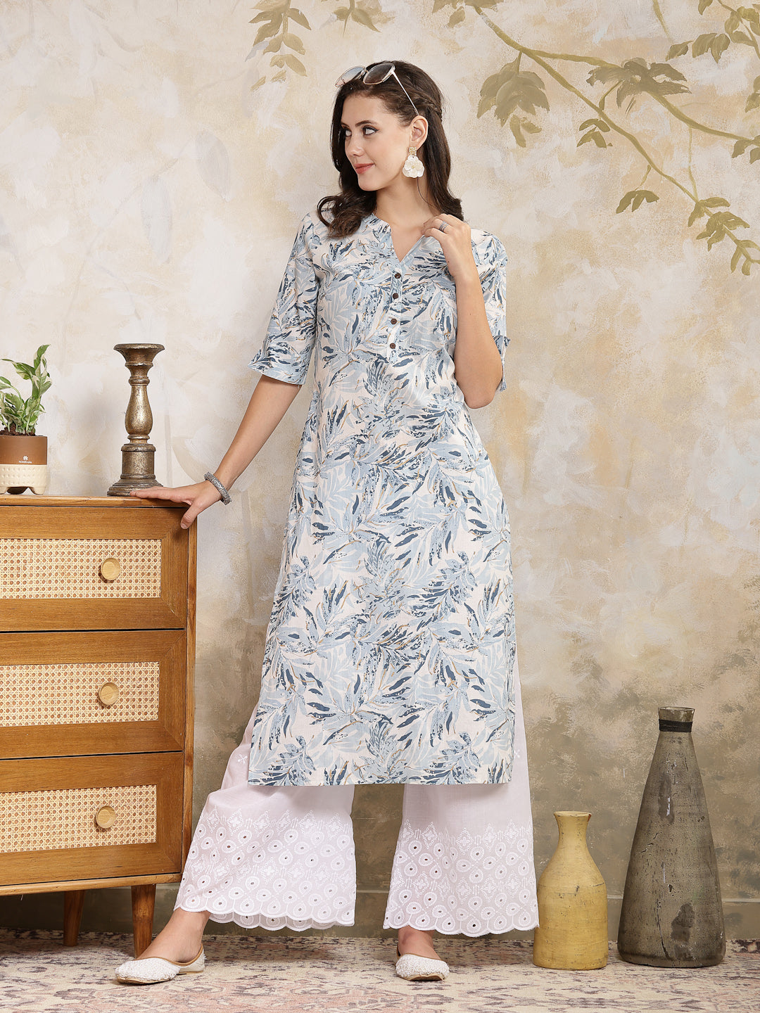 Stylum Women's Blue Botanical Printed Cotton Straight Kurta (BLUEPALM)