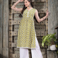 Stylum Women's Geometric Printed Cotton Pleated Kurta (BRAZIL)