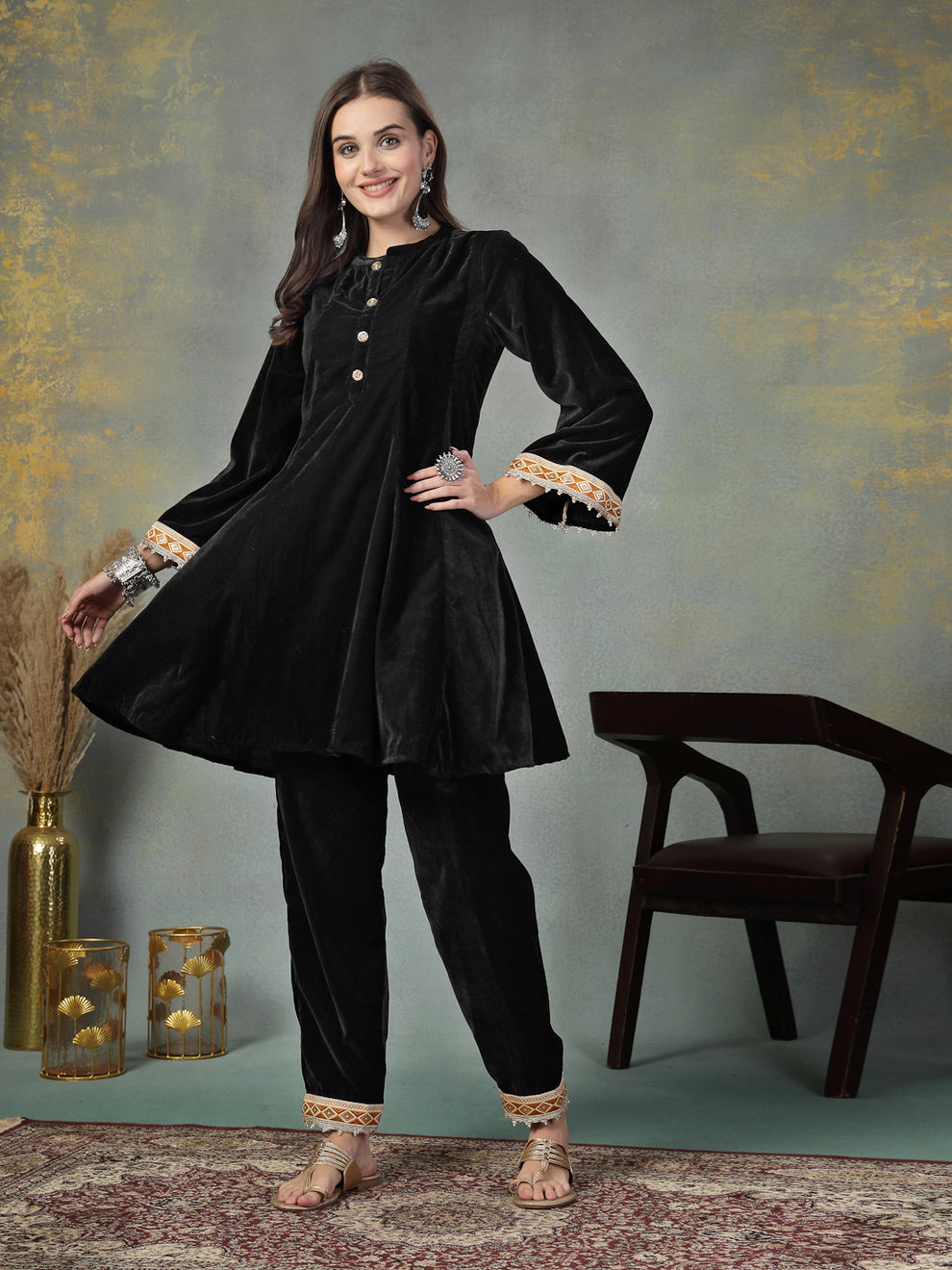 Stylum Women's Black Solid Velvet Co-Ord Set (CSBLACKRUBINA