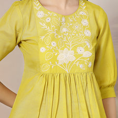 Stylum Women's Corn Soild & Embroidered Cotton Co-ord Set (CSCORNCHOPTA)