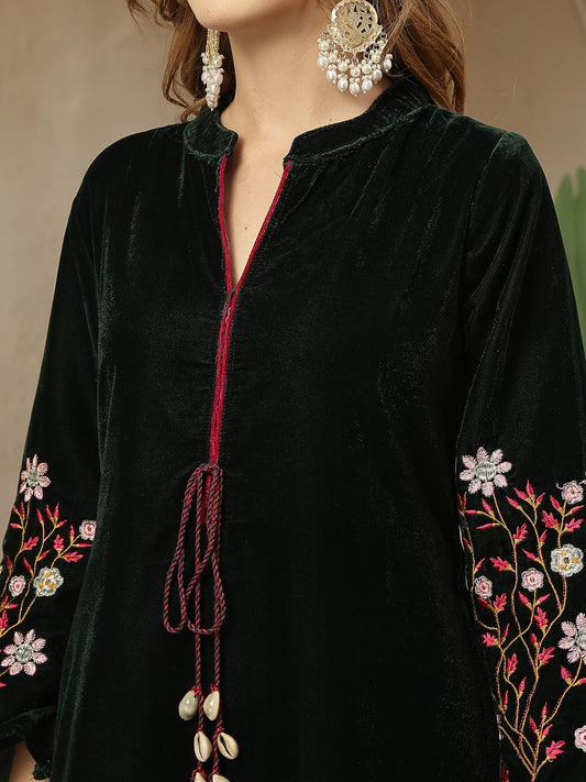 Stylum Women's Green Solid & Embroidered Velvet Co-Ord Set (CSGREENBRUNO)