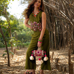 Stylum Women's Green Solid & Embroidered Vertical Co-Ord Set (CSGREENTALES)