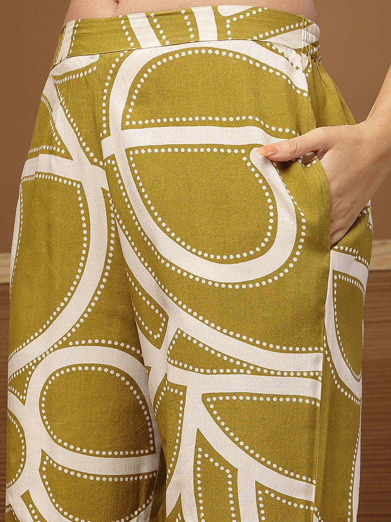 Stylum Women's Green Printed Rayon Co-Ord Set (CSGREENTOST)