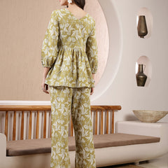 Stylum Women's Green Floral Printed Cotton Kantha Fabric Co-Ord Set (CSGREENTUNA)