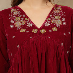 Stylum Women's Magenta Solid & Embroidered Velvet Co-Ord Set (CSMAGENTASUMALI)