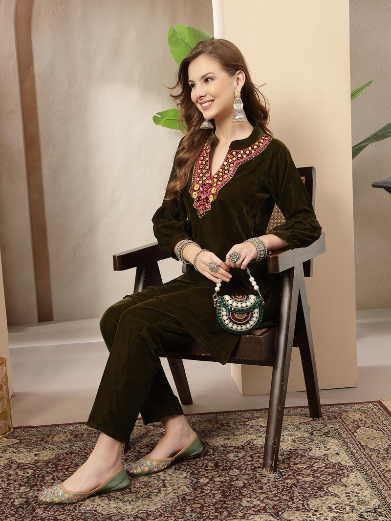 Stylum Women's Olive Solid & Embroidered Velvet Co-Ord Set (CSOLIVEDANDIYA)
