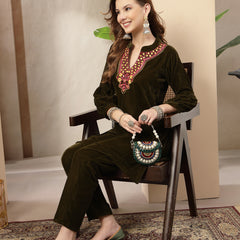 Stylum Women's Olive Solid & Embroidered Velvet Co-Ord Set (CSOLIVEDANDIYA)