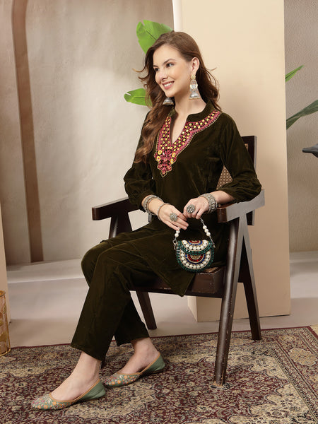 Stylum Women's Olive Solid & Embroidered Velvet Co-Ord Set (CSOLIVEDANDIYA)
