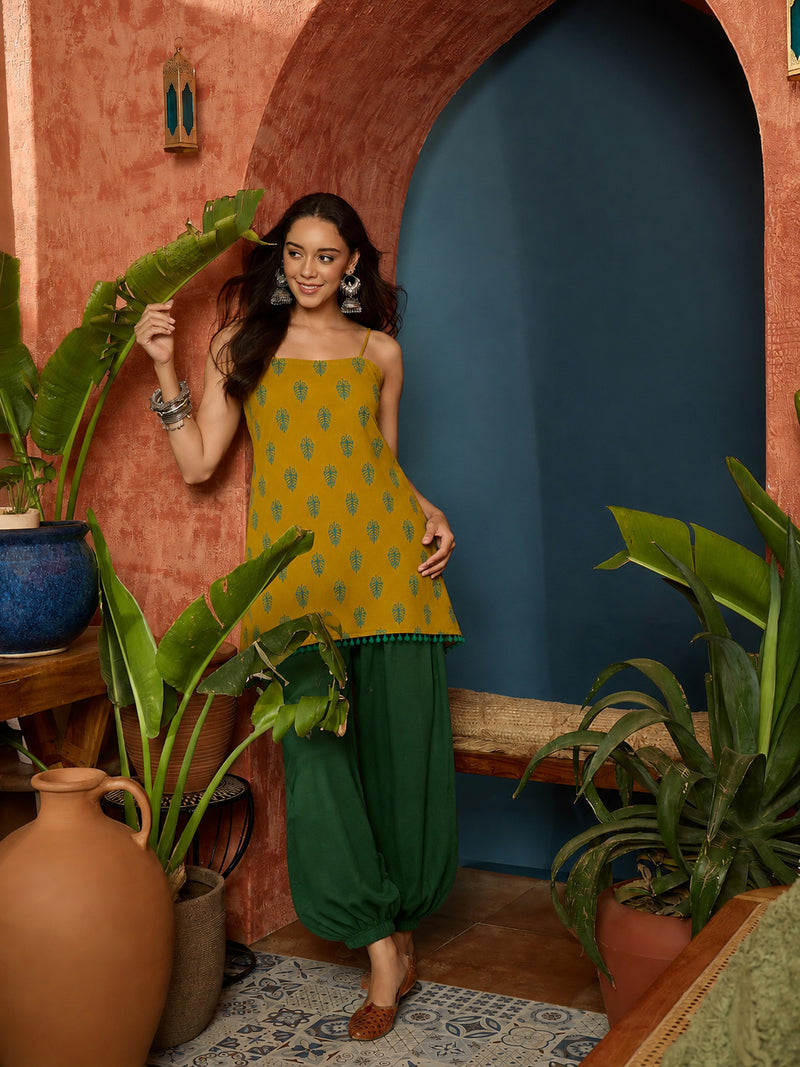 Stylum Women's Yellow Floral Printed Cotton Straight Top With Balloon Pant (CSYELLOWLANKA)