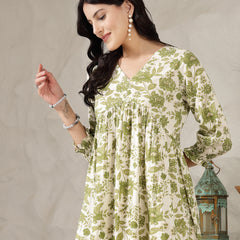 Stylum Women's Green Floral Printed Rayon Flared Dress (DRSGREENGUN)